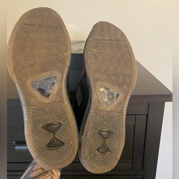 John Elliott x LeBron x Nike Icon QS Size 10.5 - Picture 4 of 5